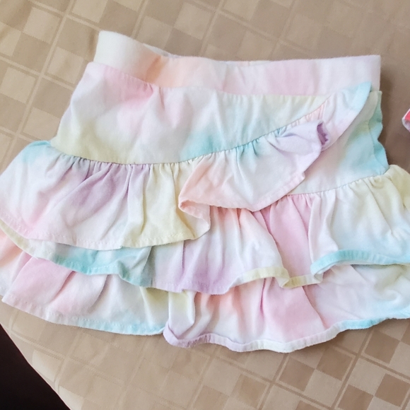 Girl's skirts size 4T- already Sold - Picture 2 of 5